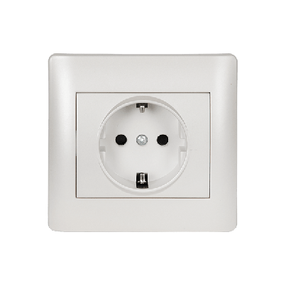RHYME german type socket white metallic