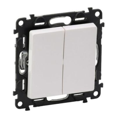 LEGRAND VALENA LIFE TWO BUTTON TWO WAY SWITCH WHITE