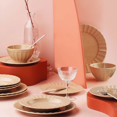 Dinner set Antropology 24 pcs. antique pink